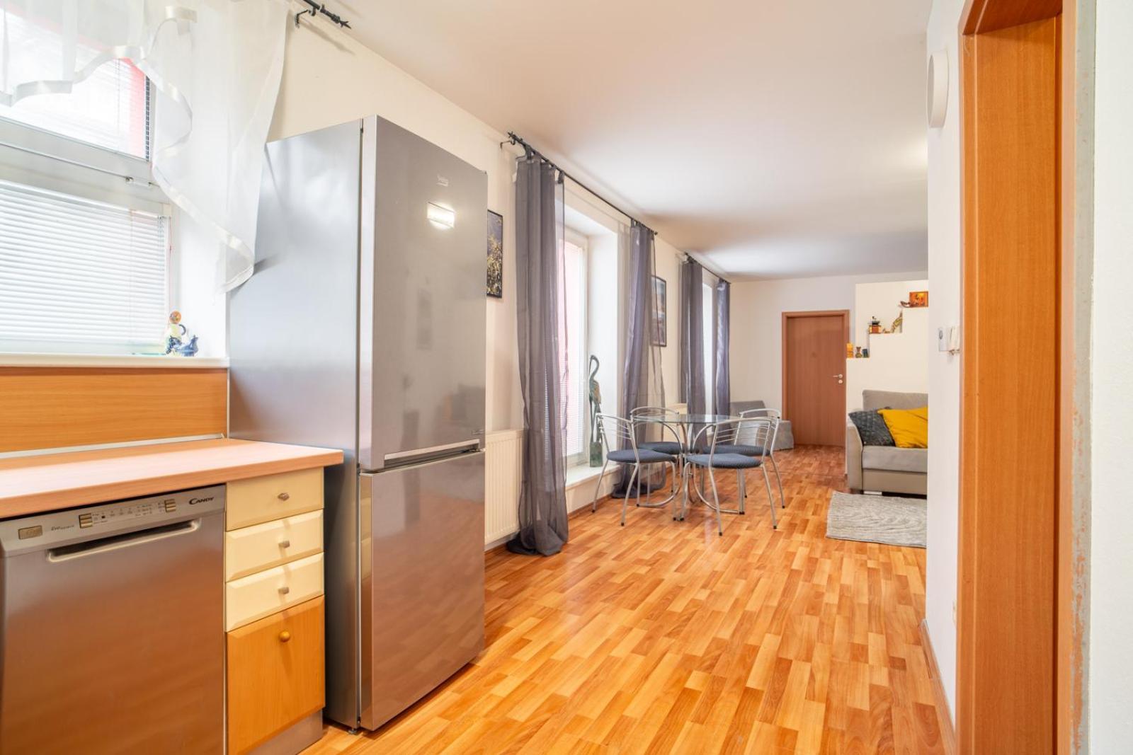 A Cozy Apartment In Bratislava Downtown Esterno foto