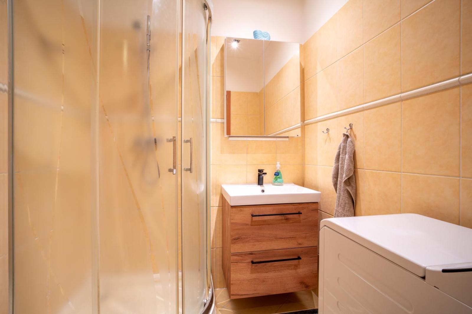 A Cozy Apartment In Bratislava Downtown Esterno foto