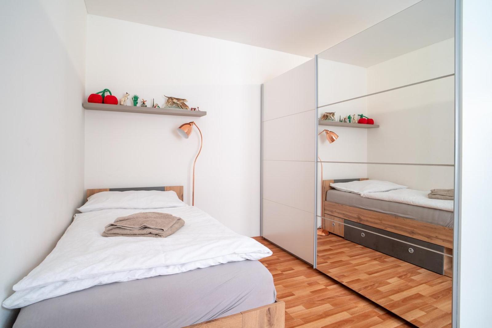 A Cozy Apartment In Bratislava Downtown Esterno foto